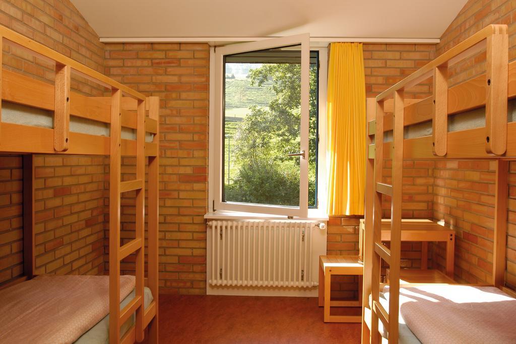 Einzelbett im Vierbettzimmer